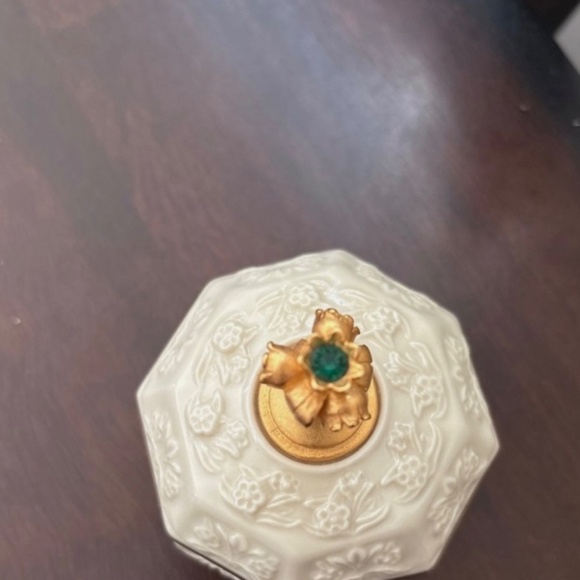 Lenox treasures collection may birthstone trinket dish - Picture 2 of 4